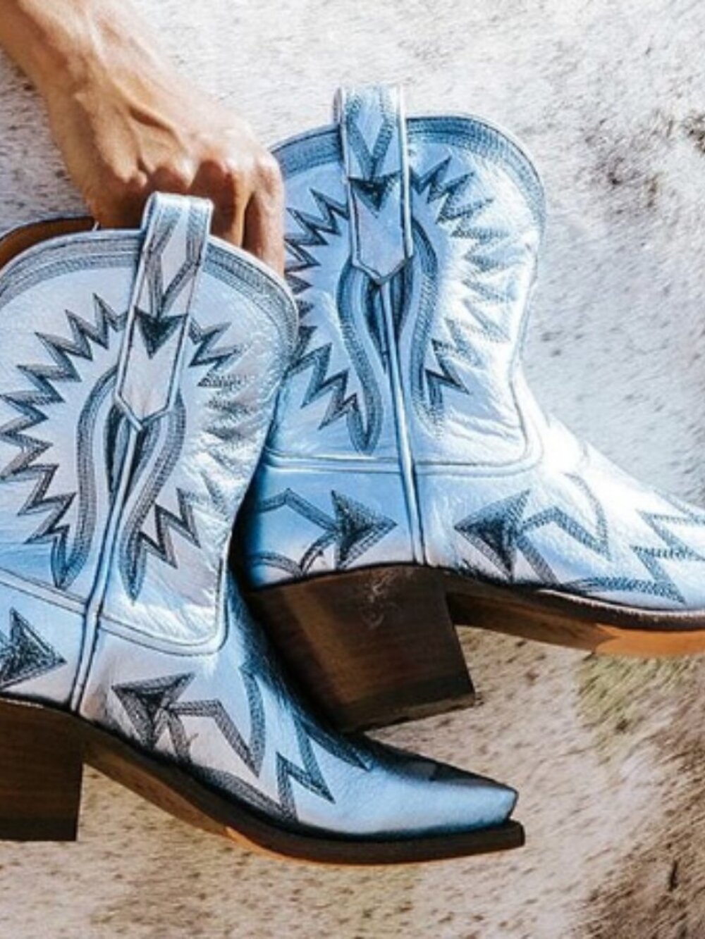 Miron Crosby Maggie Boot in Metallic Blue